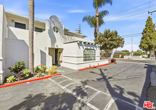 5th image of 311 W Wilson St, Costa Mesa, CA 92627 | MLS# 26700699