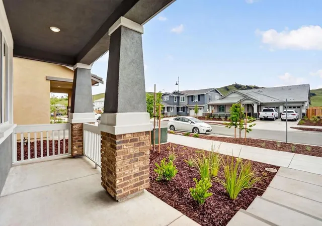 Homes for sale in Vacaville, CA | 196 Golden Gate Ln, Vacaville, CA 95687 | MLS# ML82042504