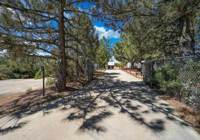2nd image of 3691 Circle Dr, Julian, CA 92036 | MLS# NDP2603459