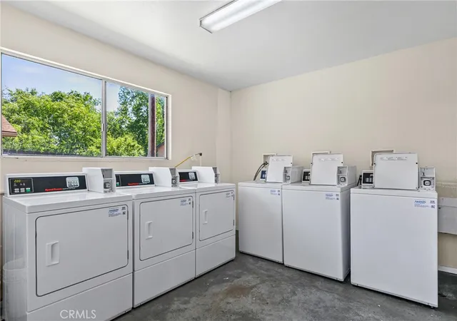 2nd image of 9780 Las Lomas, Atascadero, CA 93422