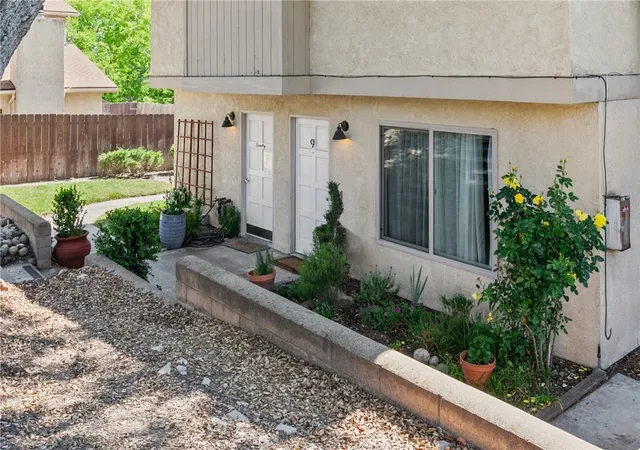 3rd image of 9780 Las Lomas, Atascadero, CA 93422