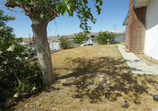 Homes for sale in Barstow, CA | 521 S Muriel, Barstow, CA 92311 | MLS# HD26076081