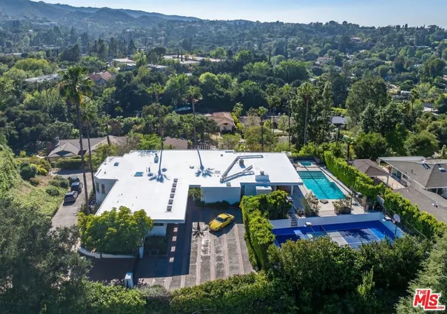 1st image of 16411 Garvin Dr, Encino, CA 91436 | MLS# 26678259