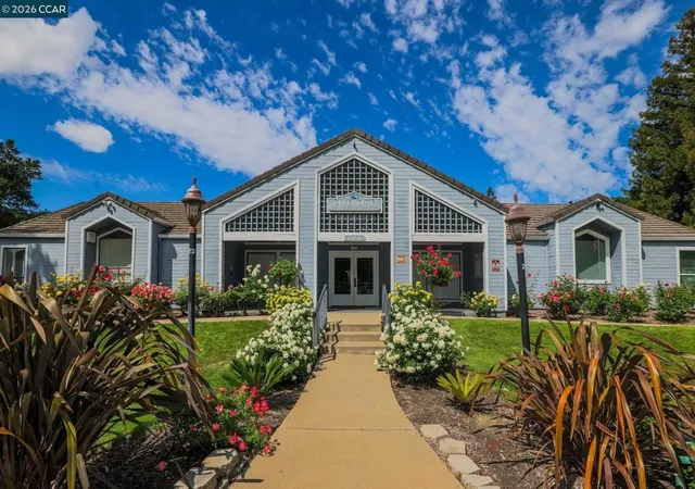 3rd image of 2922 Winding Ln, Antioch, CA 94531 | MLS# 41130539