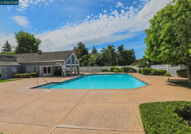 4th image of 2922 Winding Ln, Antioch, CA 94531 | MLS# 41130539