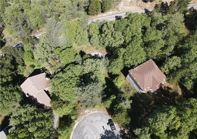 3rd image of 30029 Enchanted, Running Springs, CA 92382 | MLS# HD26077796