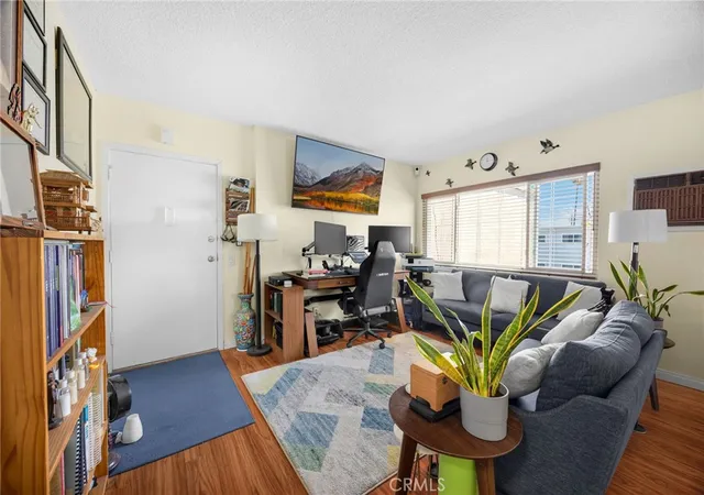 5th image of 7135 Coldwater Canyon #14, North Hollywood, CA 91605 | MLS# PW26077762