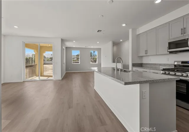 Photo 4 of Sale Pending at 139 Sonoma Ln, Claremont, CA 91711 | MLS# OC26077870 | Listing updated on 2026-06-11