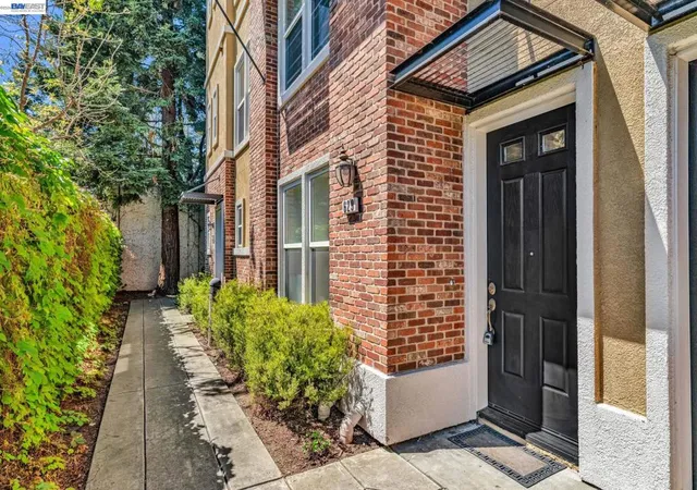 1st image of 629 Artistic Pl, Hayward, CA 94541 | MLS# 41130569