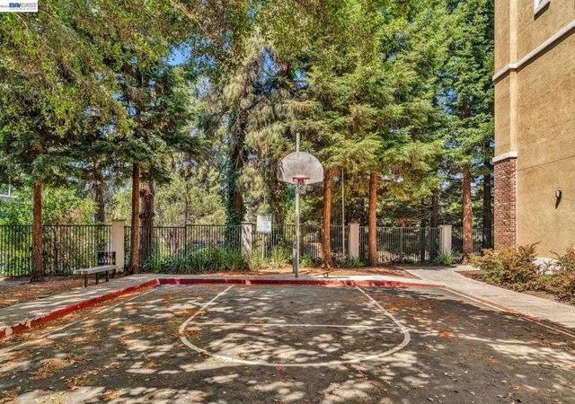 33rd image of 629 Artistic Pl, Hayward, CA 94541 | MLS# 41130569