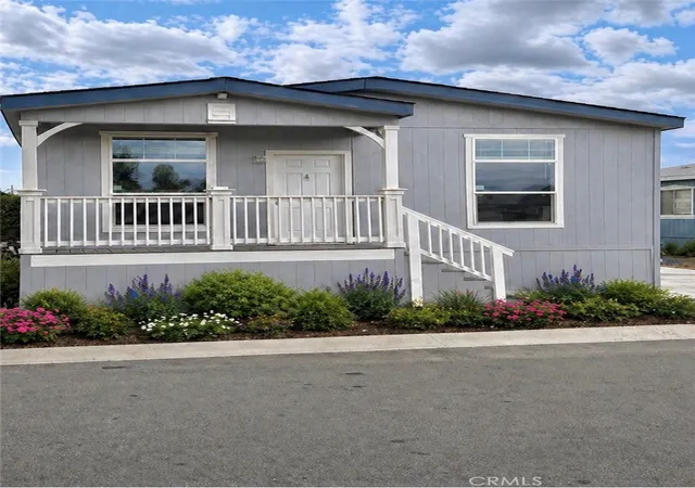 Homes for sale in Canyon Country, CA | 26424 Doveweed, Canyon Country, CA 91351 | MLS# SR26077444