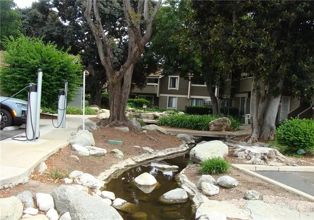 Listing Photo 5 - Condo for sale in building located at 194 Streamwood, Irvine, CA 92620