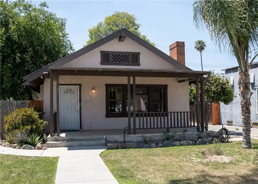 Photo 1 of Sale Pending at 323 S Harvard, Hemet, CA 92543 | MLS# SW26075186 | Listing updated on 2026-08-01