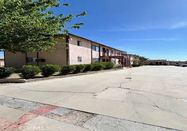 5th image of 15430 Meyer Rd, Mojave, CA 93501 | MLS# SR26077944