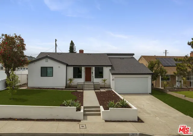 Homes for sale in Los Angeles, CA | 3815 S Cochran Ave, Los Angeles, CA 90008 | MLS# 26702699