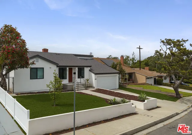 Homes for sale in Los Angeles, CA | 3815 S Cochran Ave, Los Angeles, CA 90008 | MLS# 26702699