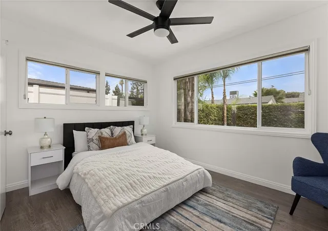 4th image of 15809 Kingsbury St, Granada Hills, CA 91344 | MLS# DW26078027