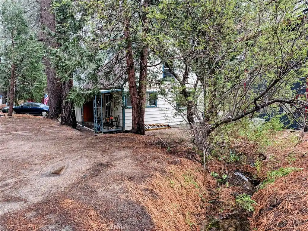 Photo 1 of Single family home for sale at 33459 Wild Cherry, Green Valley Lake, CA 92341 | MLS# IG26078065 | Listing updated on 2026-08-30