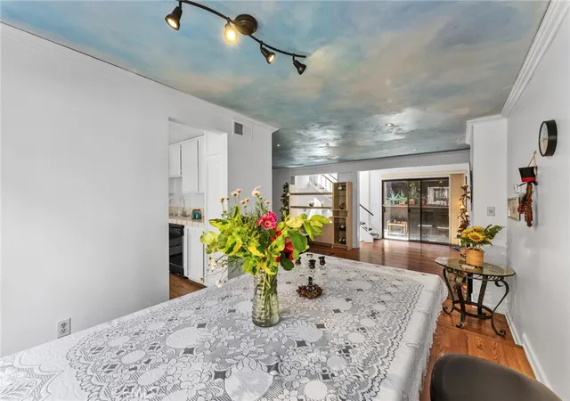 26th image of 332 N 5th Street, Burbank, CA 91501 | MLS# OC26077183