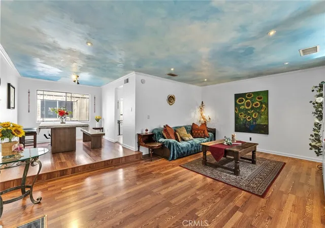 5th image of 332 N 5Th Street, Burbank, CA 91501 | MLS# OC26077183