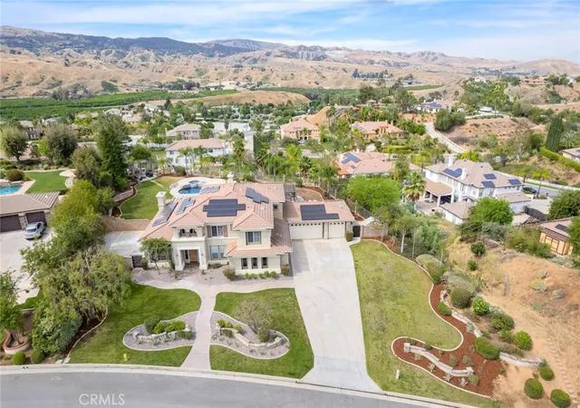 Photo 2 of Sale Pending at 1910 Mesa View Ln, Redlands, CA 92373 | MLS# IG26078108 | Listing updated on 2026-10-03