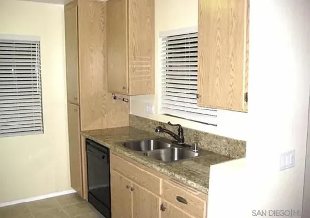 3rd image of 10353 Azuaga St, San Diego, CA 92129