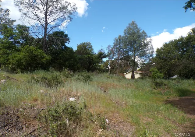 Homes for sale in Clearlake, CA | 14304 Redbud, Clearlake, CA 95422 | MLS# LC26078187