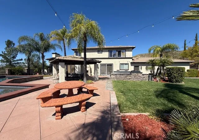 4th image of 2132 Horse Trail Dr, Redlands, CA 92373 | MLS# IG26075411