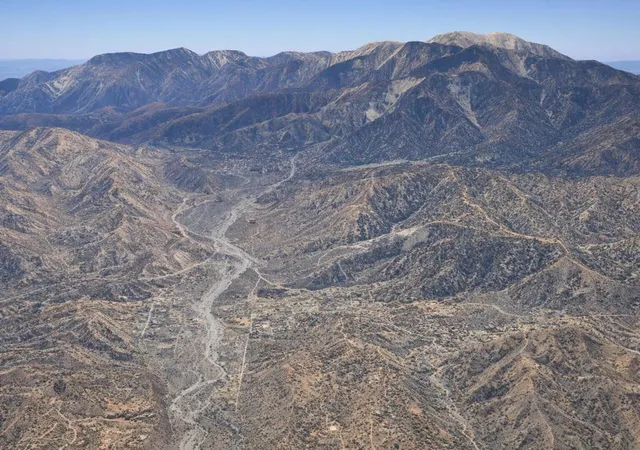 4th image of 7935 Scenic Dr, Wrightwood, CA 92397 | MLS# 219146253DA
