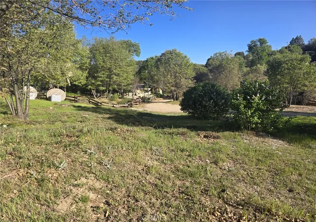 3rd image of 29783 Redwood, Cedar Glen, CA 92321 | MLS# IG26078256