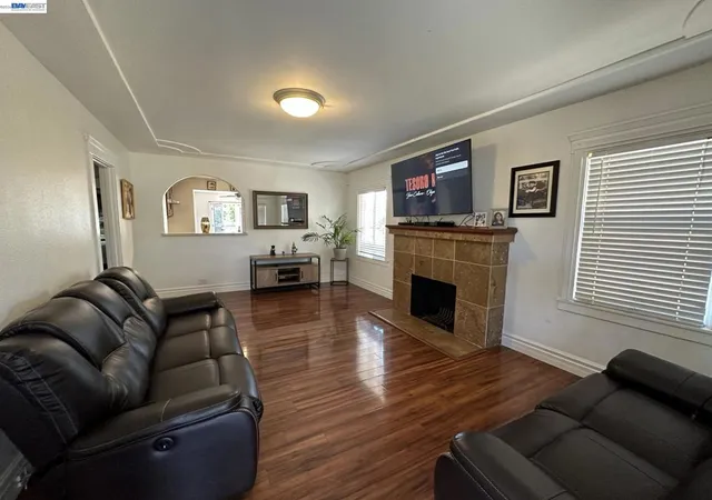 4th image of 4239 Quigley Pl, Oakland, CA 94619 | MLS# 41130634