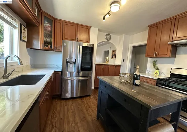 5th image of 4239 Quigley Pl, Oakland, CA 94619 | MLS# 41130634
