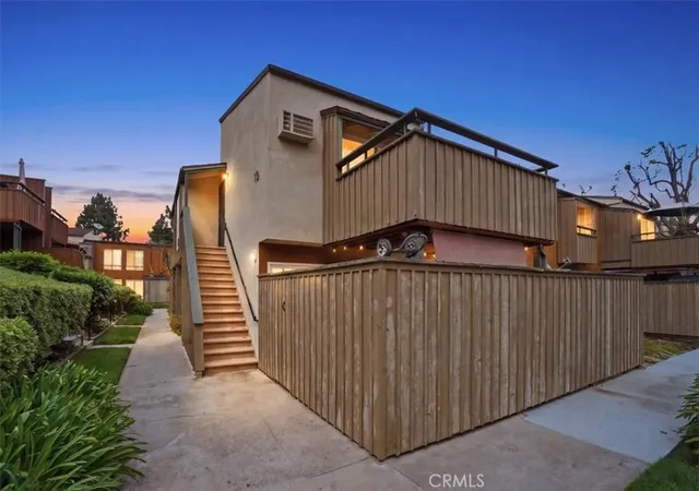 Condo for sale at 1001 W Stevens Ave #237, Santa Ana, CA 92707 | MLS# PW26078009 | Listing updated on 2026-10-03