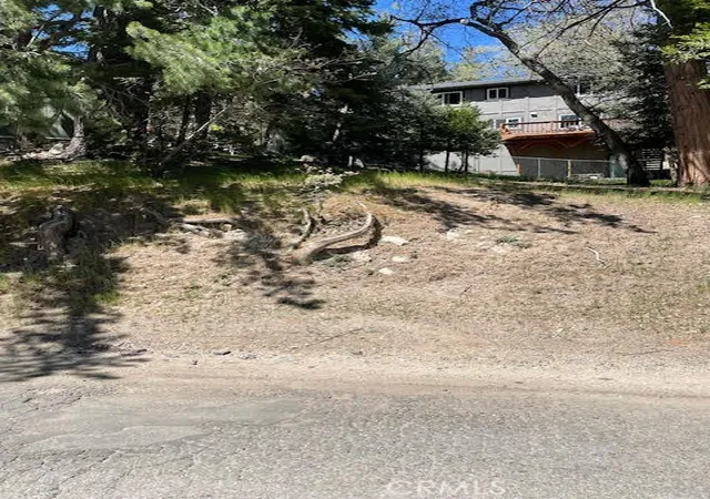 Photo 4 of Land for sale at 0 Cedarbrook Dr, Twin Peaks, CA 92391 | MLS# IG26078345 | Listing updated on 2026-04-22