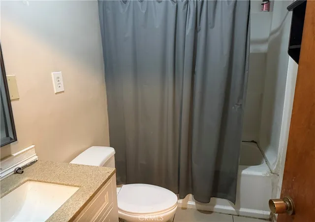 Homes for sale in Fontana, CA | 9096 Elm, Fontana, CA 92335 | MLS# IG26078357