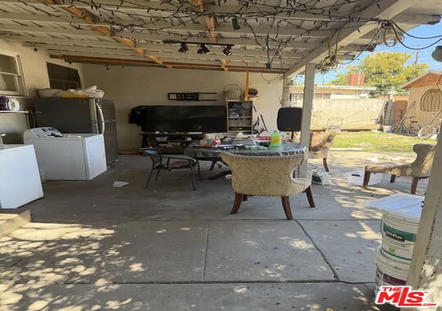 Photo 4 of Single family home for sale at 6250 Halbrent Ave, Van Nuys, CA 91411 | MLS# 26670621 | Listing updated on 2026-09-18