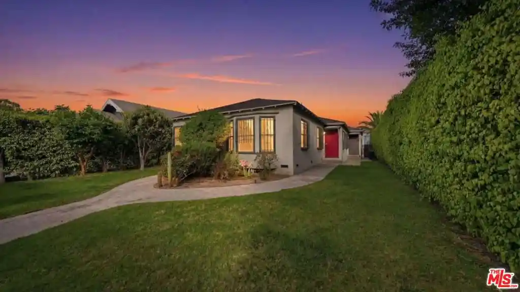 Listing Photo 1 - Condo for sale in 2613 Jeffries Ave located at 2613 Jeffries Ave, Los Angeles, CA 90065 - Unit 2613 Jeffries Ave