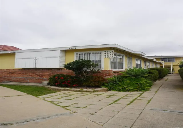 2nd image of 4209 Wilson Ave, San Diego, CA 92104 | MLS# PTP2602732