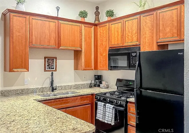 Photo 4 of Condo for sale at 50680 Santa Rosa #4, La Quinta, CA 92253 | MLS# IG26078615 | Listing updated on 2026-04-13