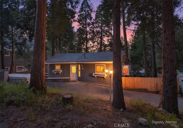 Photo 2 of Single family home for sale at 770 Berne, Crestline, CA 92325 | MLS# IG26078574 | Listing updated on 2026-09-29