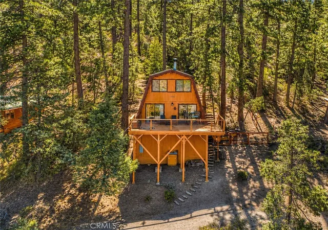 Homes for sale in Pine Mountain Club, CA | 1916 Rustic Wy, Pine Mountain Club, CA 93222 | MLS# SR26078714