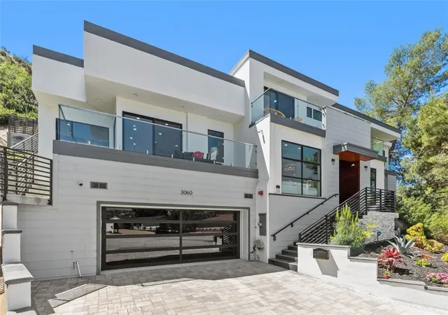 Photo 3 of Single family home for sale at 3060 Hollywell, Glendale, CA 91206 | MLS# OC26078541 | Listing updated on 2026-10-08