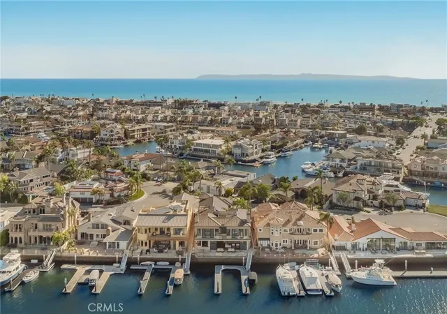 Homes for sale in Huntington Beach, CA | 16462 Malden Cir, Huntington Beach, CA 92649 | MLS# LG26078540