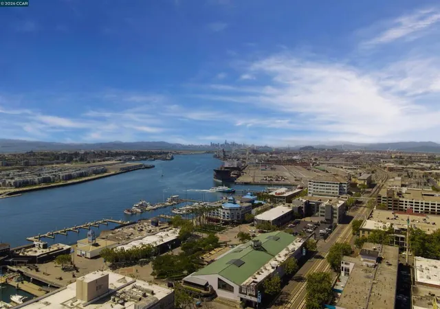 Homes for sale in Oakland, CA | 410 Webster St #5, Oakland, CA 94607 | MLS# 41130686