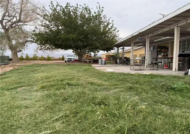Photo 4 of Manufactured home for sale at 33979 Fremont Rd, Newberry Springs, CA 92365 | MLS# WS26078856 | Listing updated on 2026-05-07