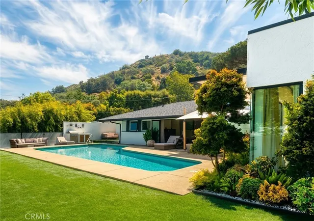 Photo 3 of Single family home for sale at 9621 Cedarbrook, Beverly Hills, CA 90210 | MLS# PW26074456 | Listing updated on 2026-10-12