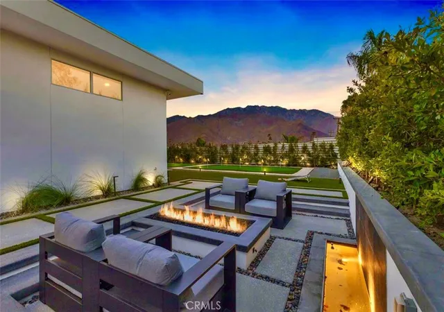 5th image of 2100 E Sahara Rd, Palm Springs, CA 92262 | MLS# TR26078228