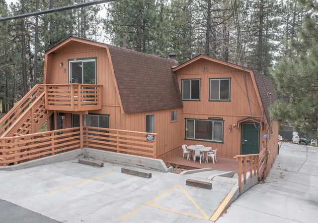 Photo 1 of Single family home for sale at 542 Cottage Ln, Big Bear Lake, CA 92315 | MLS# 219146295PS | Listing updated on 2026-10-06