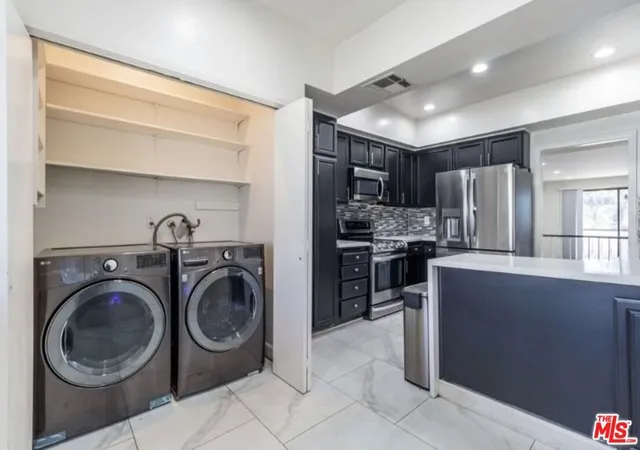 Homes for sale in Northridge, CA | 19029 Nordhoff St #205, Northridge, CA 91324 | MLS# 26706423