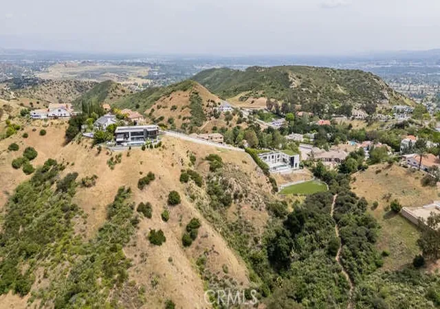 4th image of 15 Wrangler Ln, Bell Canyon, CA 91307 | MLS# SR26078899